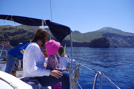 sailboat day trip in the Aeolian Islands